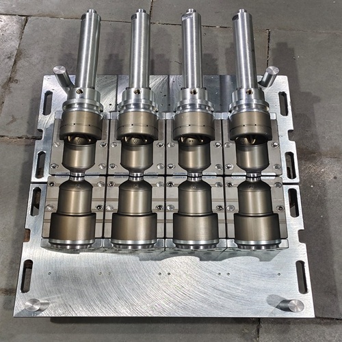 Four Cavity PET Water Bottle Mould
