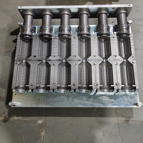 Six Cavity PET Water Bottle Mould