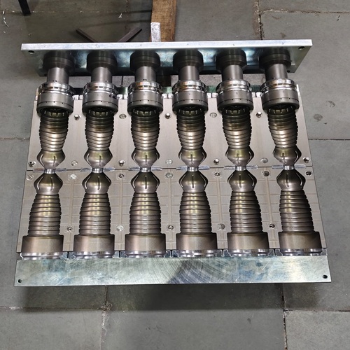 Six Cavity PET Water Bottle Mould