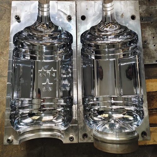 One Cavity PET Water Bottle Mould